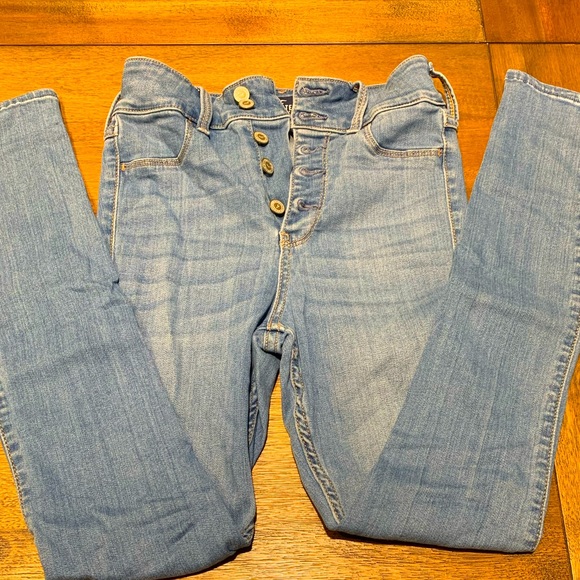 Hollister Denim - New ultra high rise Hollister jeans